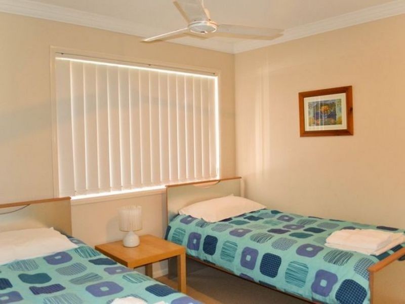 B3-U6 The Breakers/18-20 Pacific Parade, Yamba NSW 2464