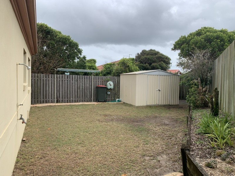 33 Oceania Court, Yamba NSW 2464