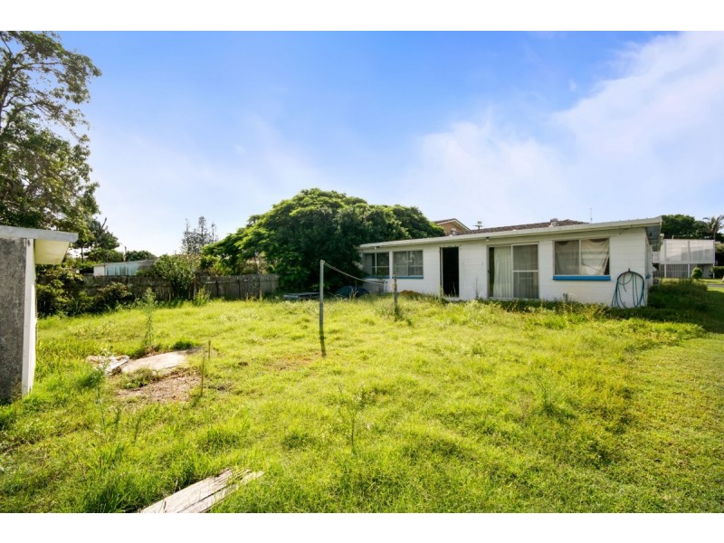 11 Golding Street, Yamba NSW 2464