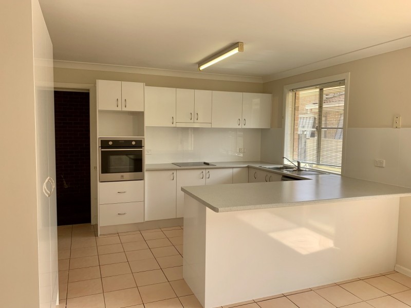 2/10 Melaleuca Drive, Yamba NSW 2464