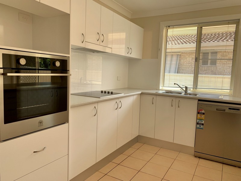 2/10 Melaleuca Drive, Yamba NSW 2464