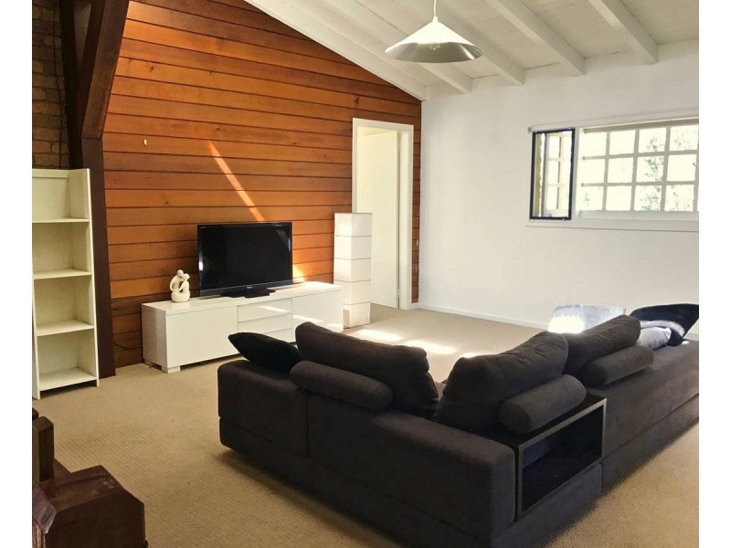 1 Campbell Lane, Wooloweyah NSW 2464