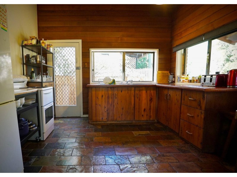 1 Campbell Lane, Wooloweyah NSW 2464