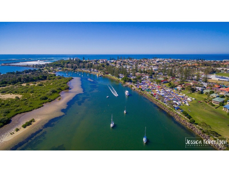 13 Campbells Lane, Yamba NSW 2464