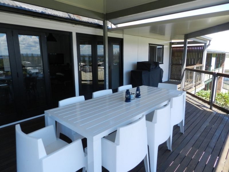 13 Campbells Lane, Yamba NSW 2464