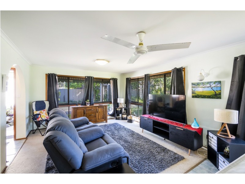 64 Coonawarra Court, Yamba NSW 2464