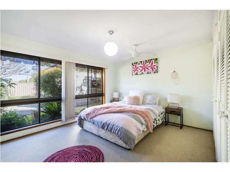 64 Coonawarra Court, Yamba NSW 2464