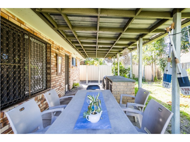 64 Coonawarra Court, Yamba NSW 2464