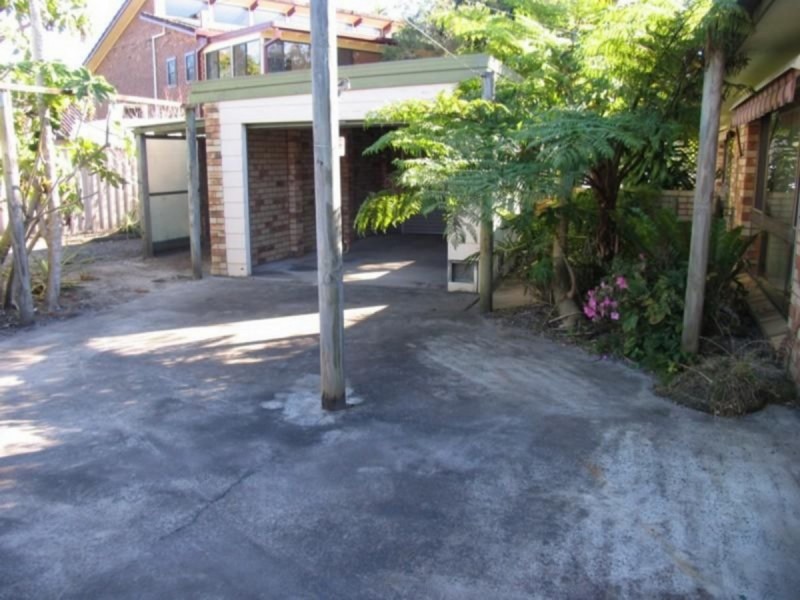 64 Coonawarra Court, Yamba NSW 2464