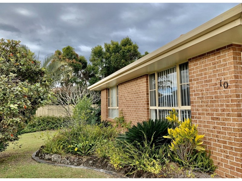 1/10 Melaleuca Drive, Yamba NSW 2464