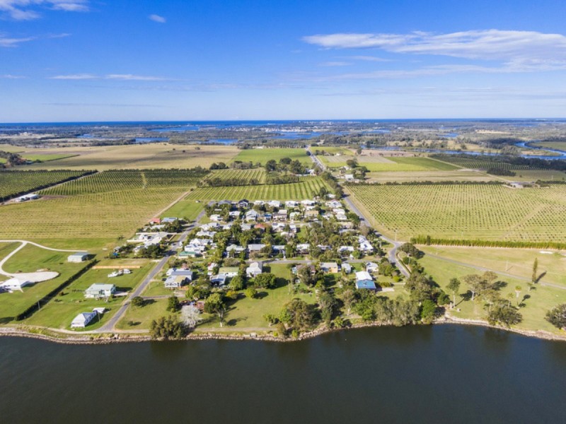 5 Carrington Street, Palmers Island NSW 2463