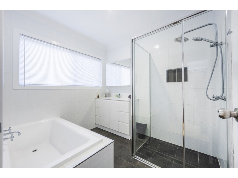 16 Acacia Circuit, Yamba NSW 2464