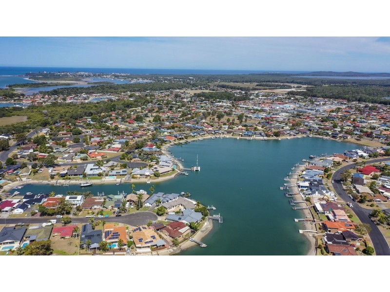 16 Acacia Circuit, Yamba NSW 2464