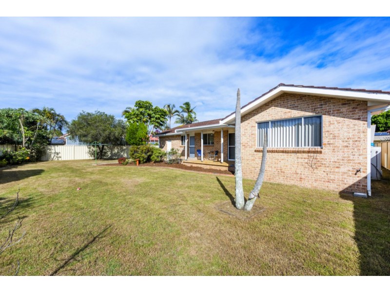 19 Ficus Close, Yamba NSW 2464
