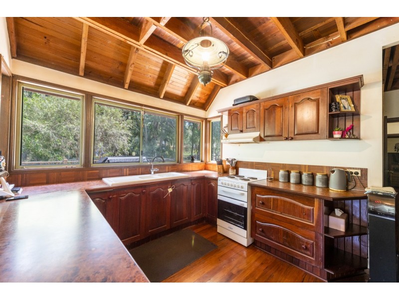 10 Emu Drive, Woombah NSW 2469