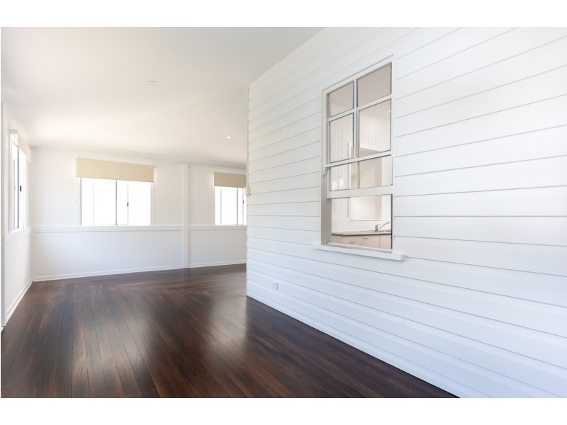 13 High Street, Yamba NSW 2464