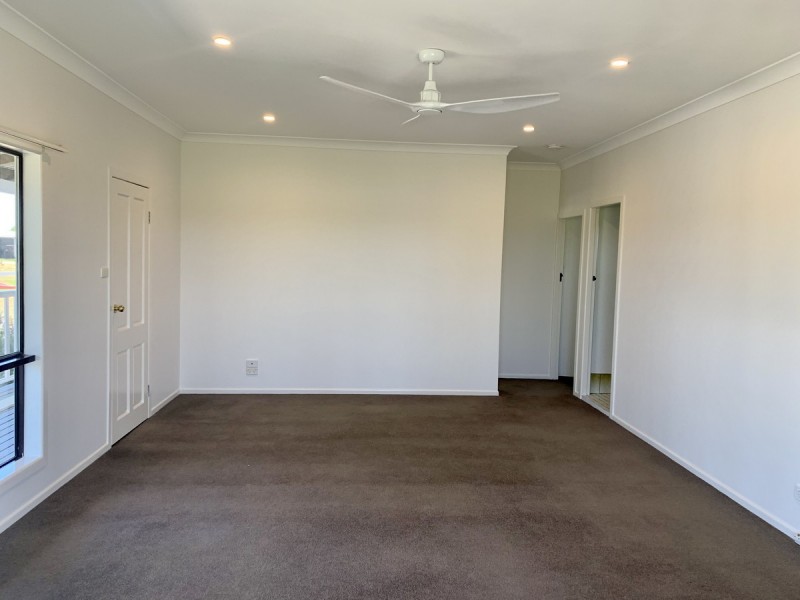135 School Road, Palmers Island NSW 2463