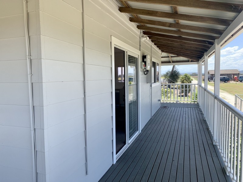 135 School Road, Palmers Island NSW 2463