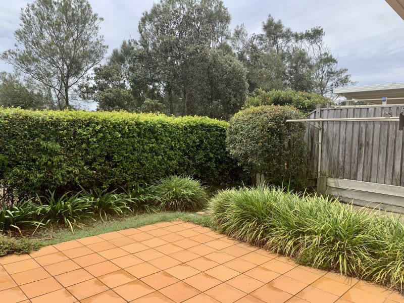 2C The Drive, Yamba NSW 2464