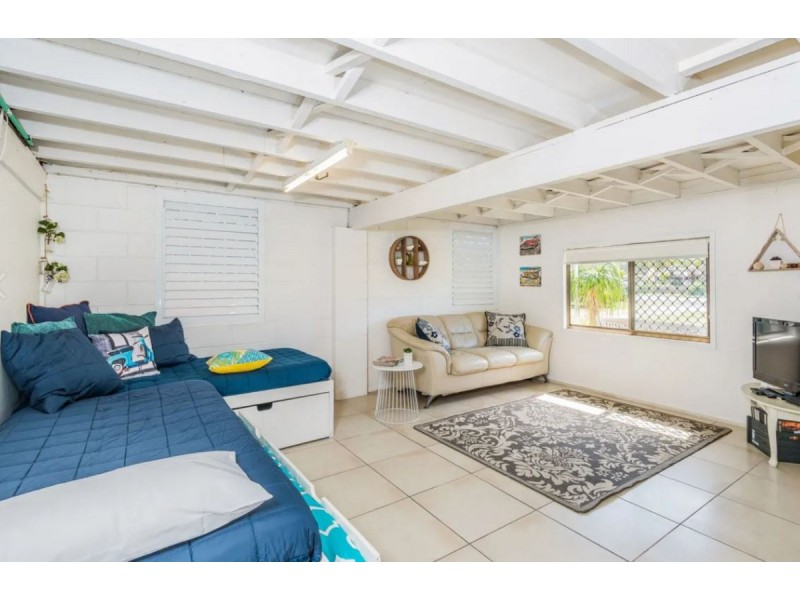 122 Yamba Road, Yamba NSW 2464