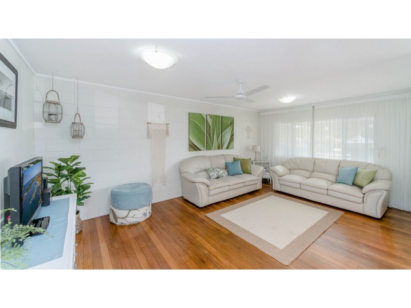 122 Yamba Road, Yamba NSW 2464