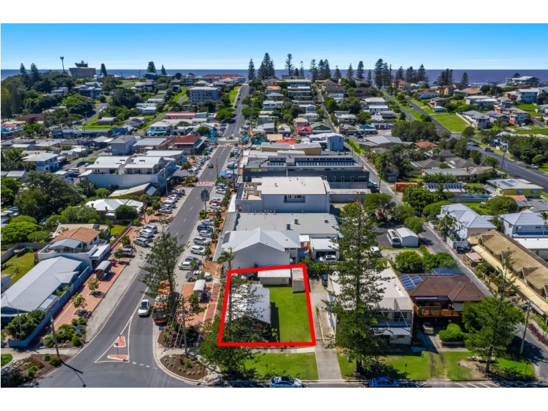 5 River Street, Yamba NSW 2464