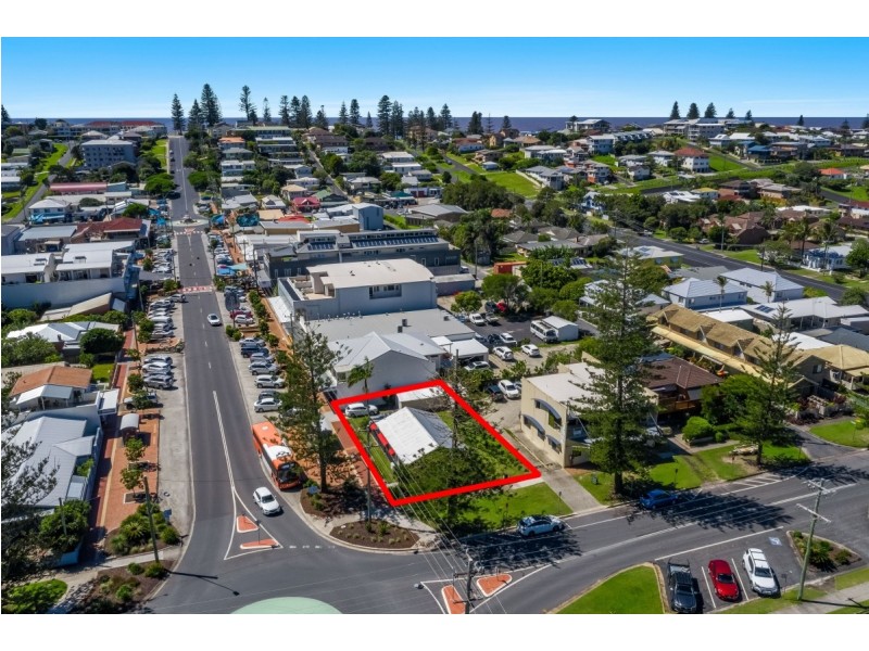 5 River Street, Yamba NSW 2464