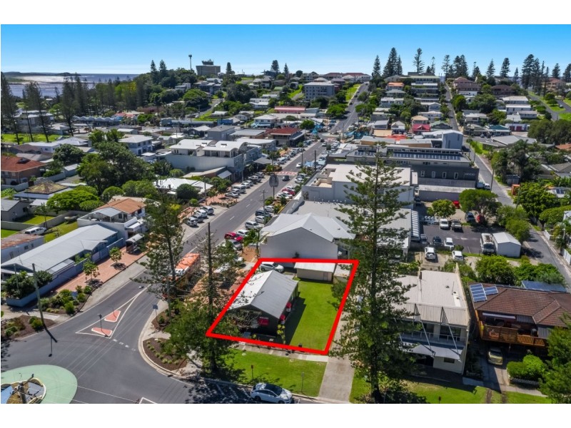 5 River Street, Yamba NSW 2464