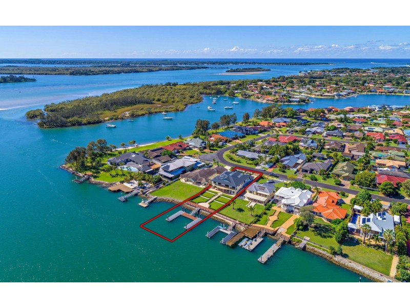 44 Palm Terrace, Yamba NSW 2464