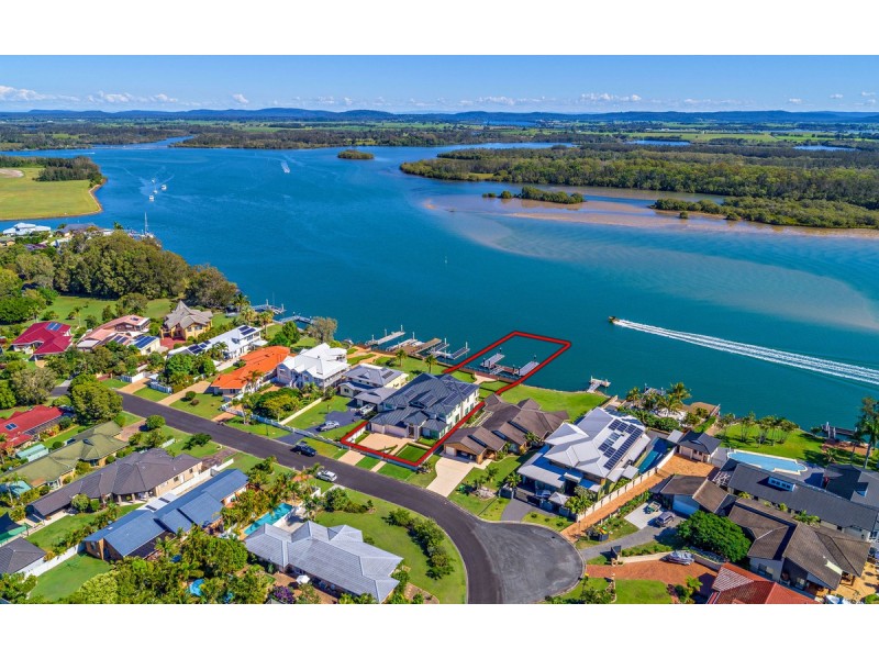 44 Palm Terrace, Yamba NSW 2464