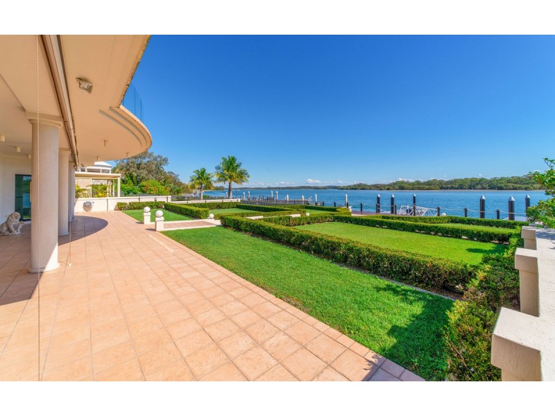 44 Palm Terrace, Yamba NSW 2464