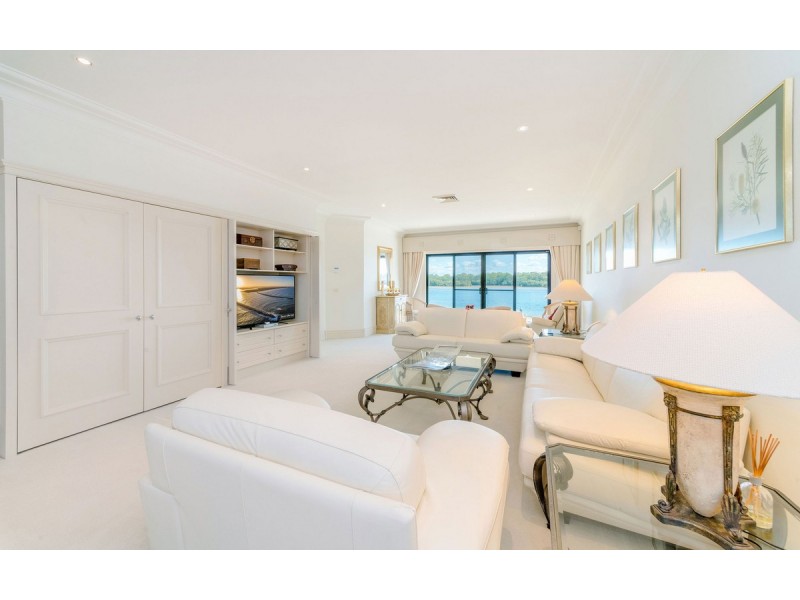 44 Palm Terrace, Yamba NSW 2464