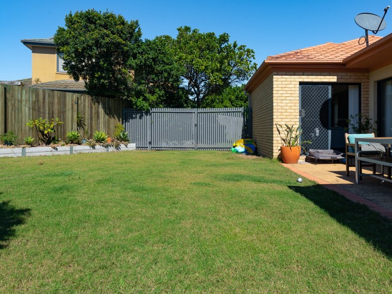 33 Oceania Court, Yamba NSW 2464