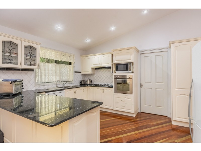 7 Lady Beatrice Court, Yamba NSW 2464