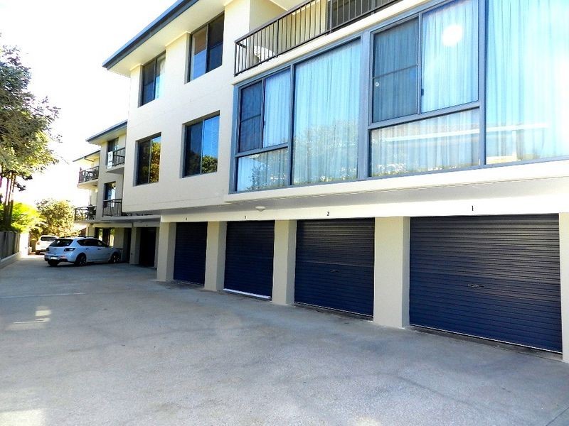 Edgewater 7/12 Pacific Parade, Yamba NSW 2464