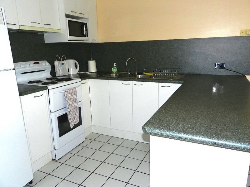 Edgewater 7/12 Pacific Parade, Yamba NSW 2464