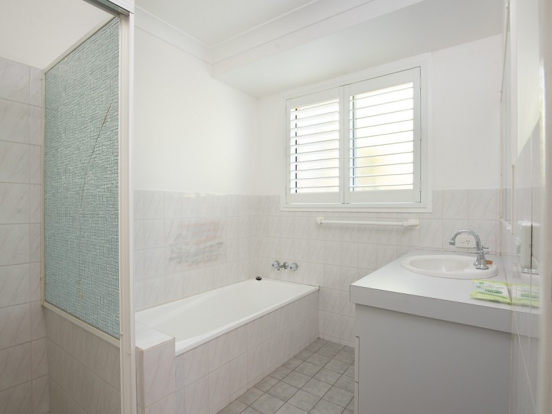 14 Witonga Drive, Yamba NSW 2464