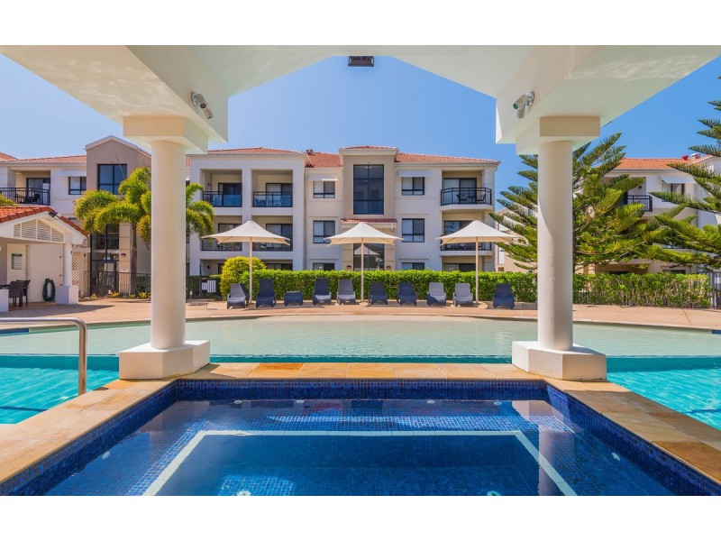 52/20-21 Pacific Parade, Yamba NSW 2464
