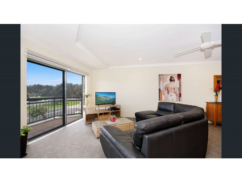 5/20-21 PACIFIC Parade, Yamba NSW 2464