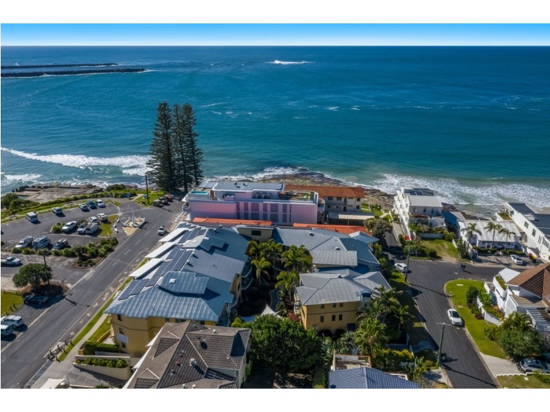 4/4 Queen Street, Yamba NSW 2464