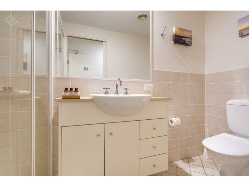 4/4 Queen Street, Yamba NSW 2464