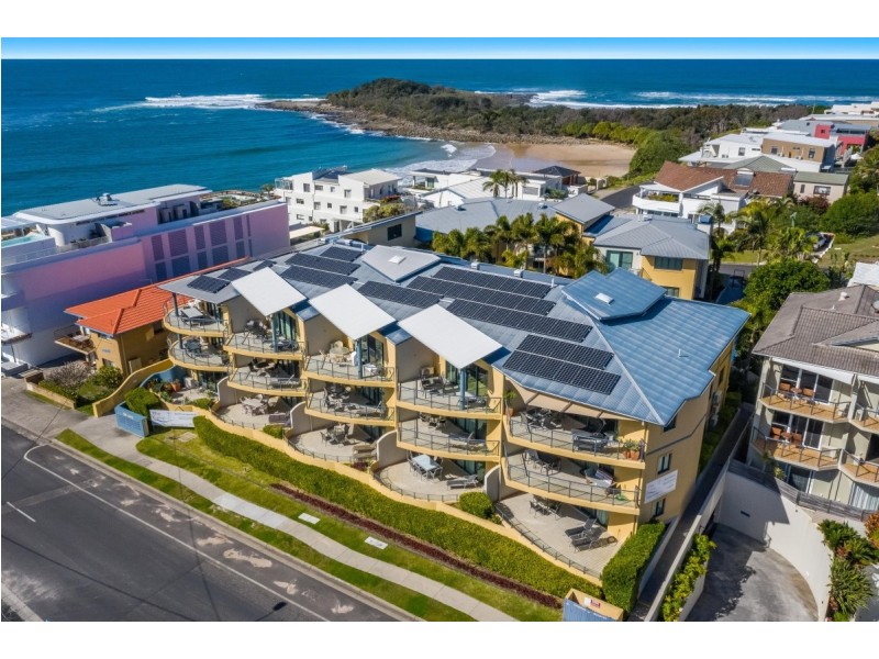 4/4 Queen Street, Yamba NSW 2464