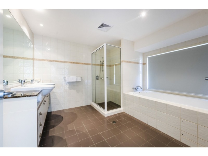 66/20-21 Pacific Parade, Yamba NSW 2464