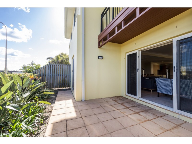 66/20-21 Pacific Parade, Yamba NSW 2464