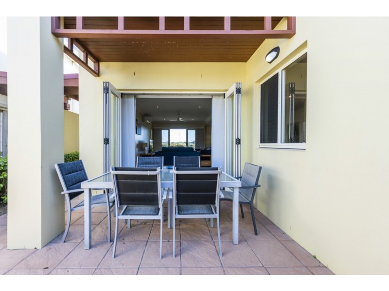 66/20-21 Pacific Parade, Yamba NSW 2464