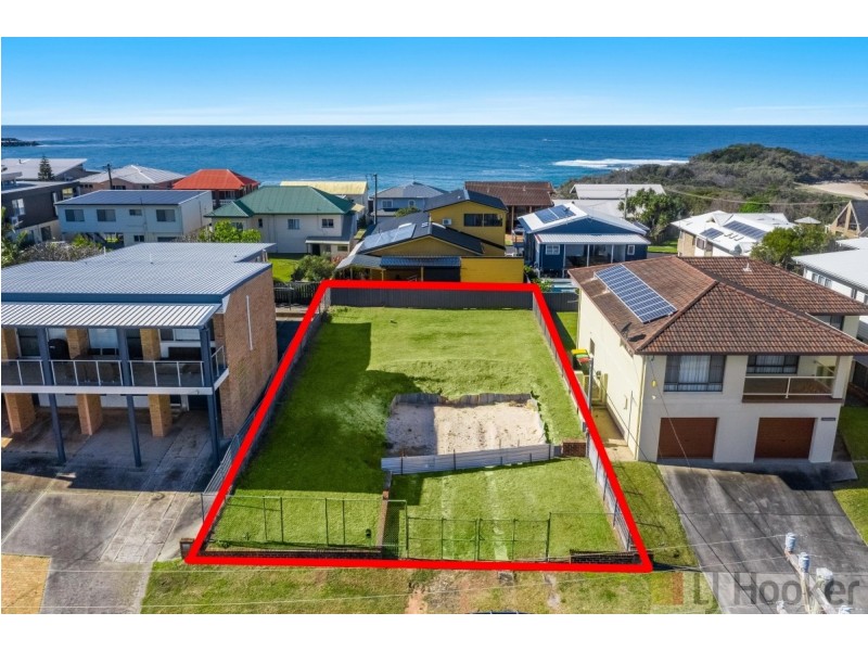 4 Link Street, Yamba NSW 2464
