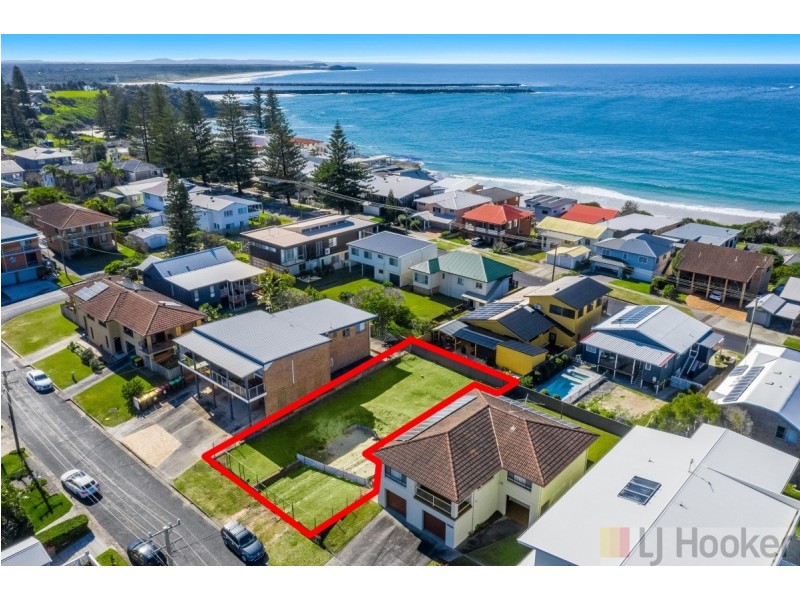 4 Link Street, Yamba NSW 2464