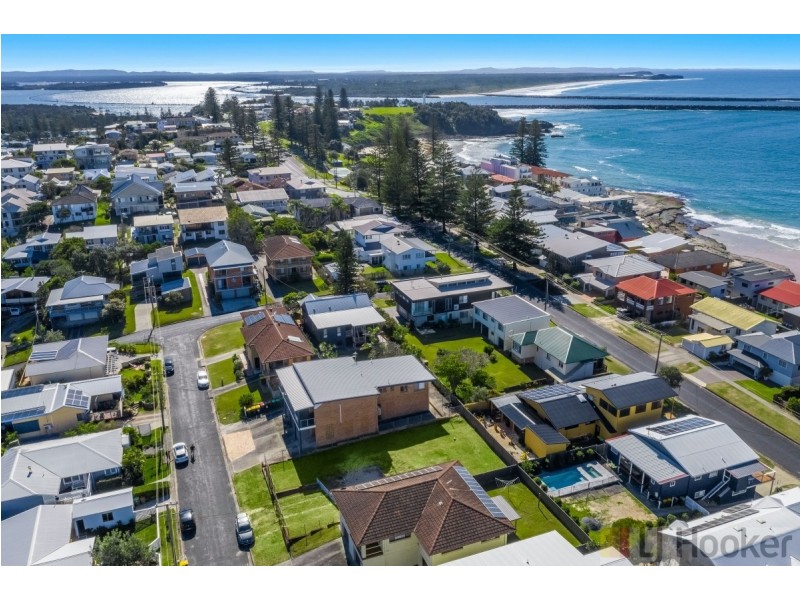 4 Link Street, Yamba NSW 2464