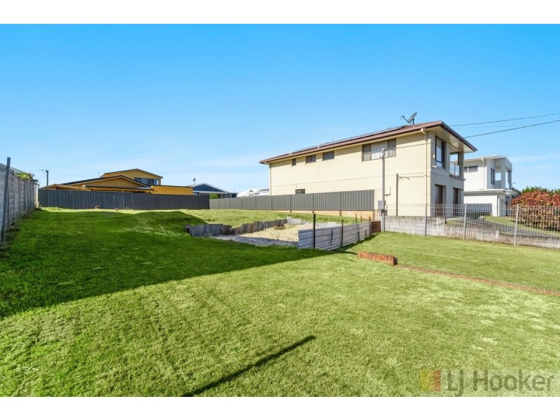 4 Link Street, Yamba NSW 2464