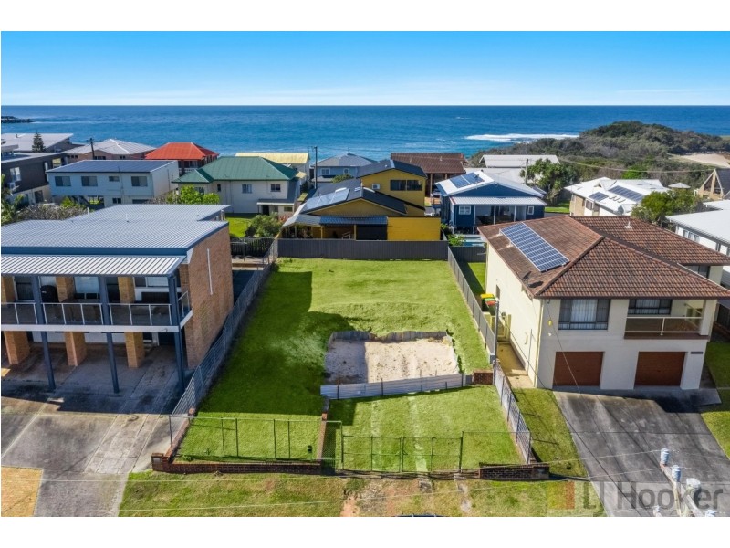 4 Link Street, Yamba NSW 2464